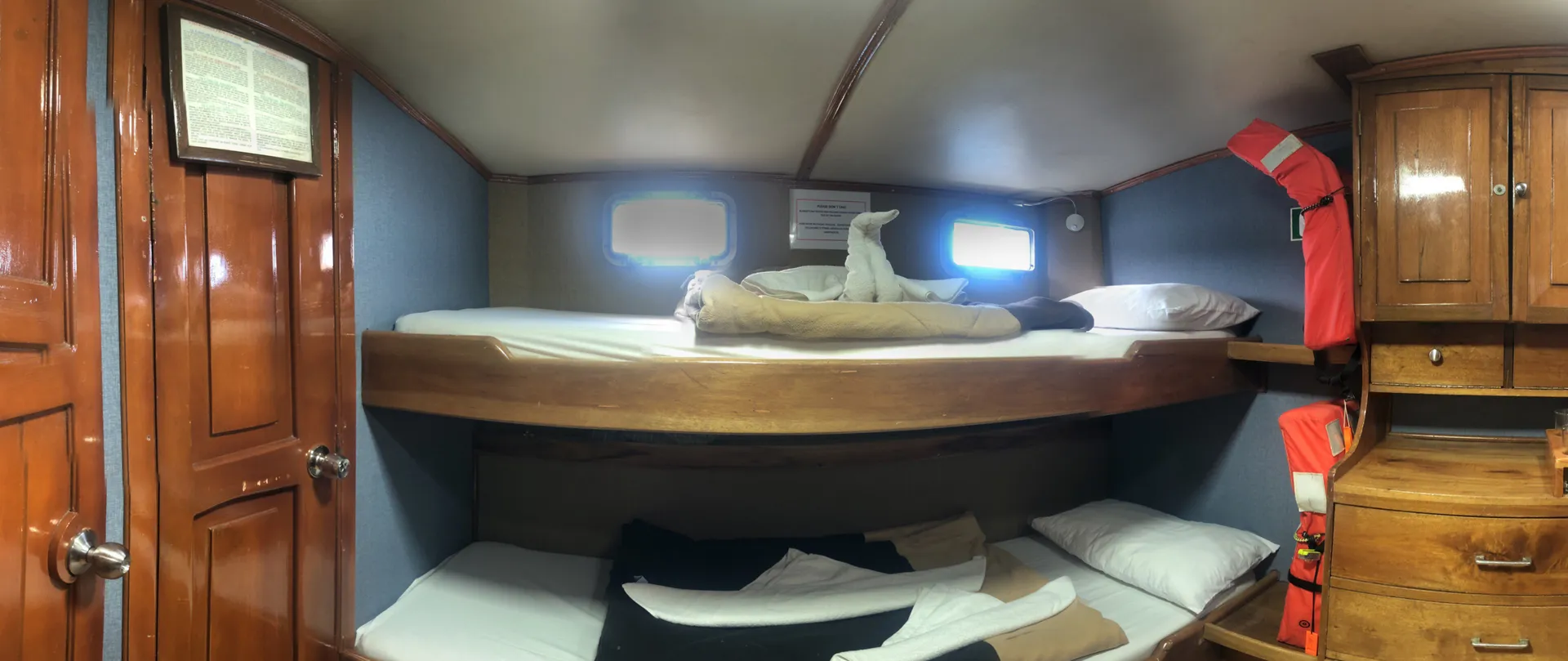 Lower Deck cabins with bunk beds — photo 5 of 8