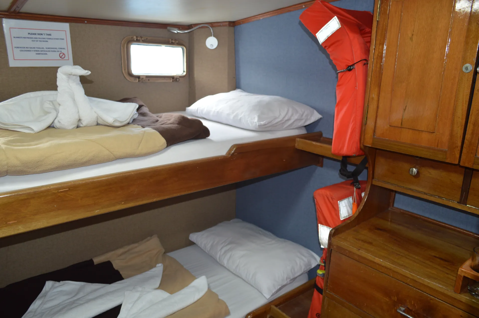 Lower Deck cabins with bunk beds — photo 4 of 8