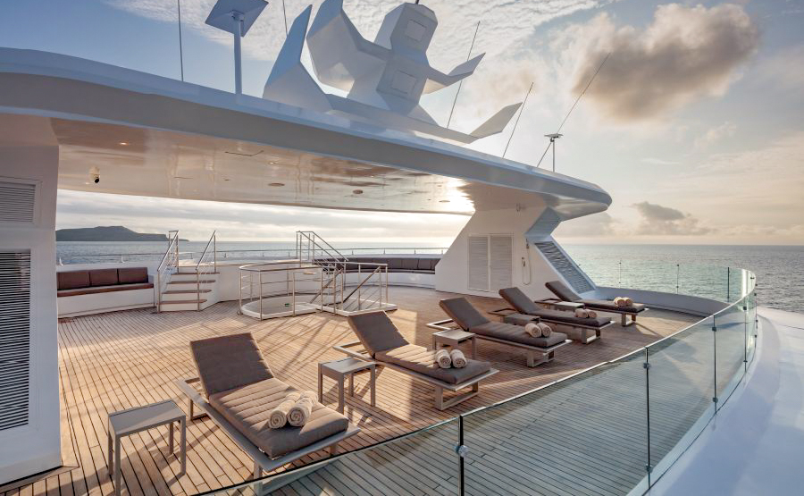 Sun deck