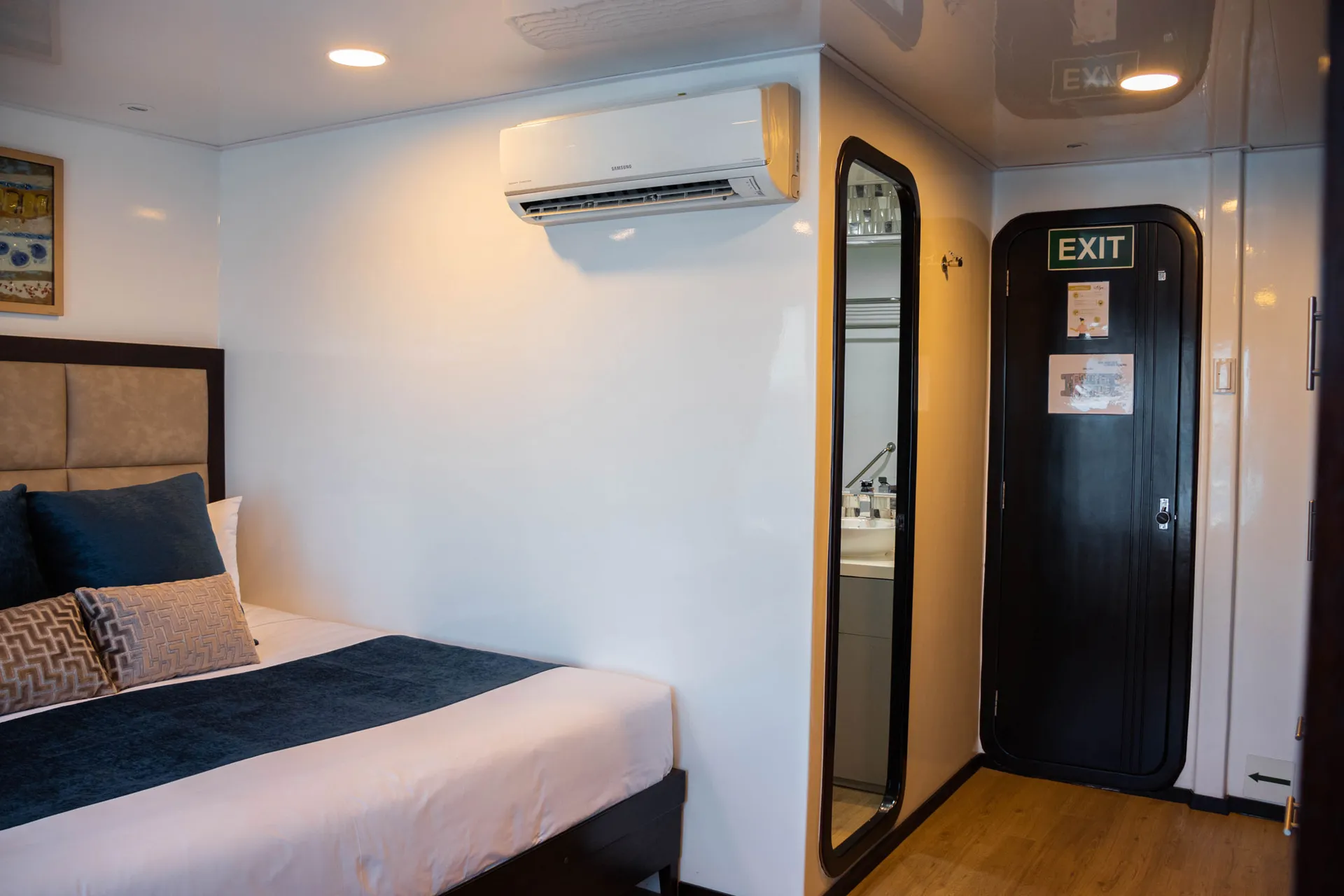 Additional Cabin — photo 18 of 21